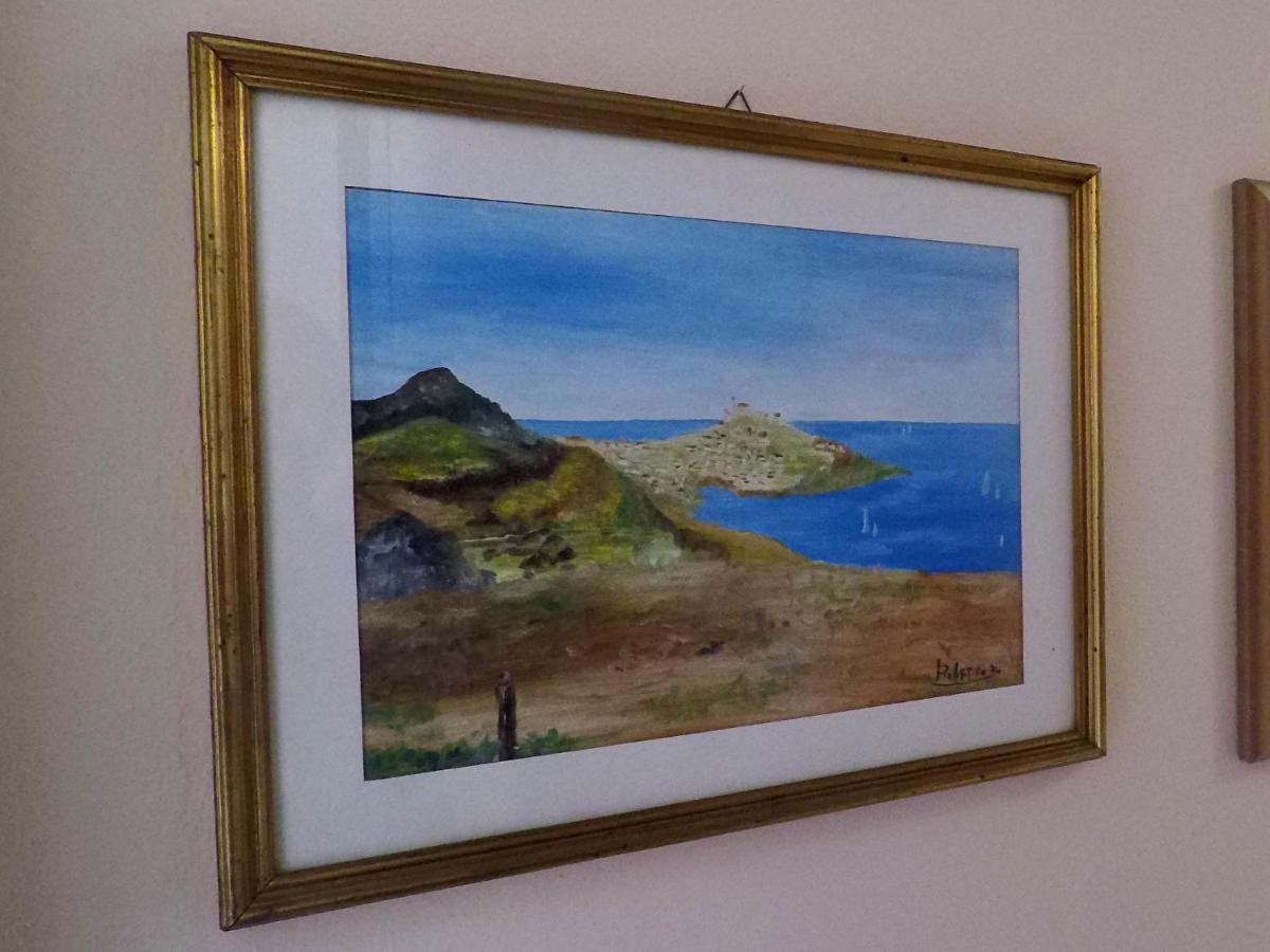Bed & Breakfast Ajo A Casa Castelsardo Exterior photo