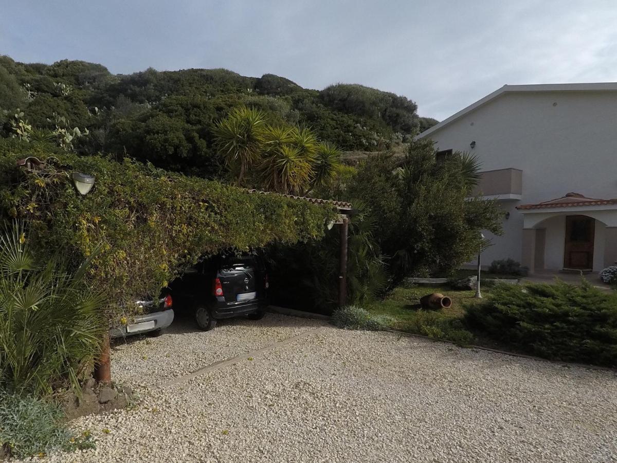 Bed & Breakfast Ajo A Casa Castelsardo Exterior photo